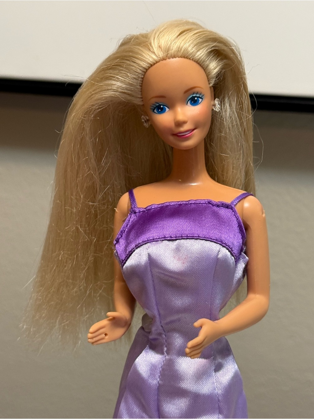 Barbie Mattel 1990 Fashion Doll 11 in Blonde Hair Blue Eyes Purple dress